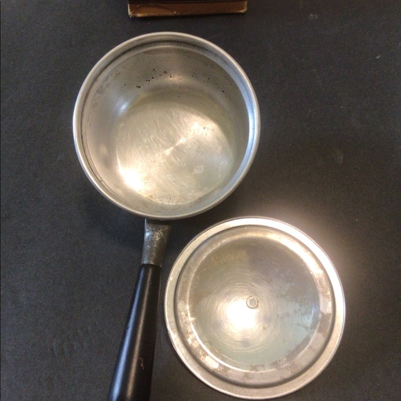 Rare 1930’s Cookcraft Swiss sauce pan w/original box - Picture 4 of 7